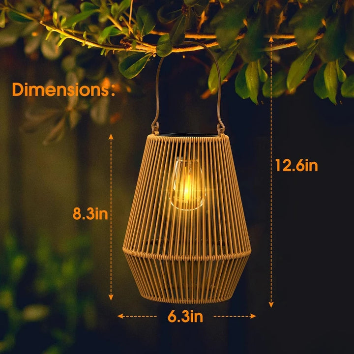 Lanterne Solaire en Rotin – Éclairage Extérieur